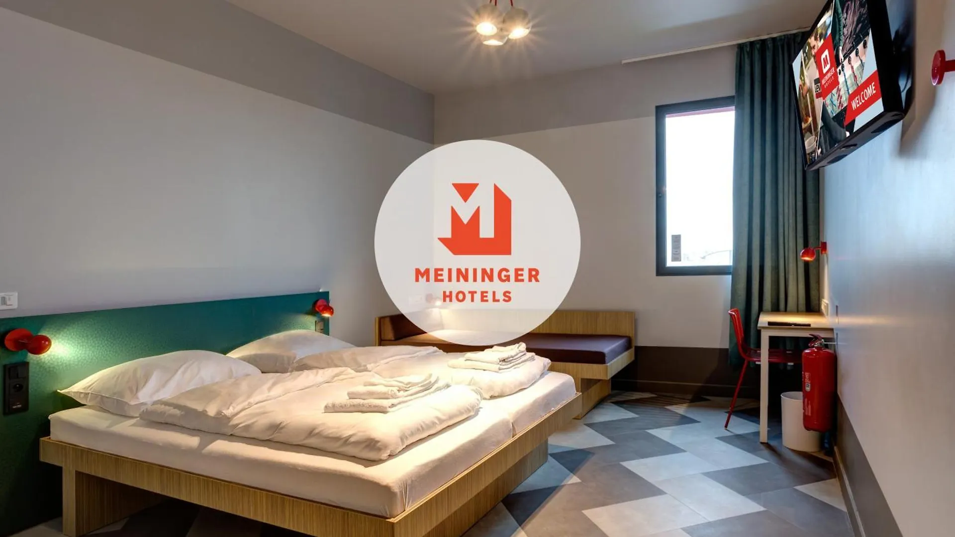 Meininger Porte De Vincennes Hotel 2*